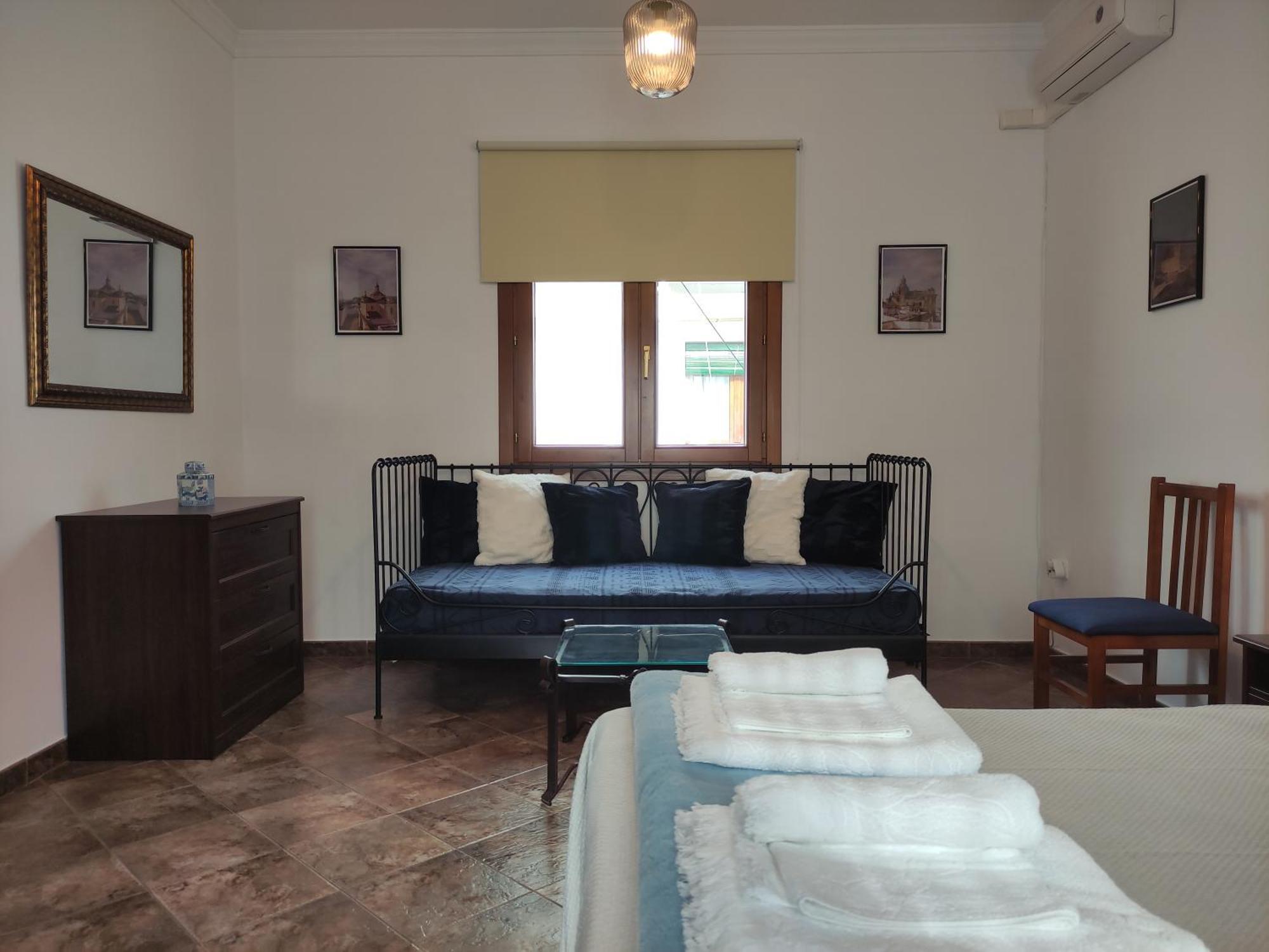 Apartament Entretorres. Casa-duplex En Centro Historico. Carmona (Seville)
